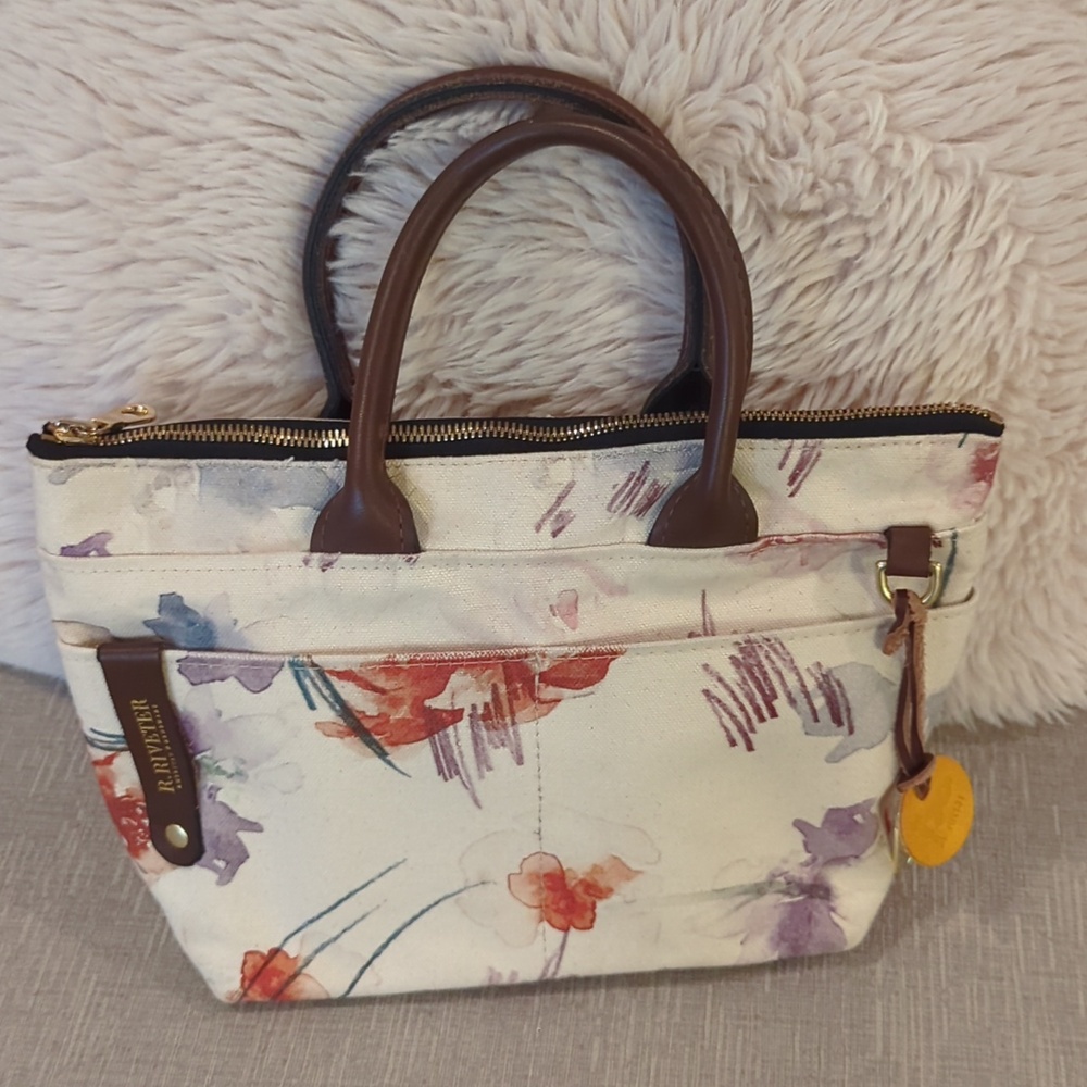 R. Riveter Otto Crossbody Floral Print Purse - Picture 2 of 14